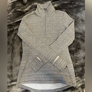 Lululemon herringbone quarter zip sz 8